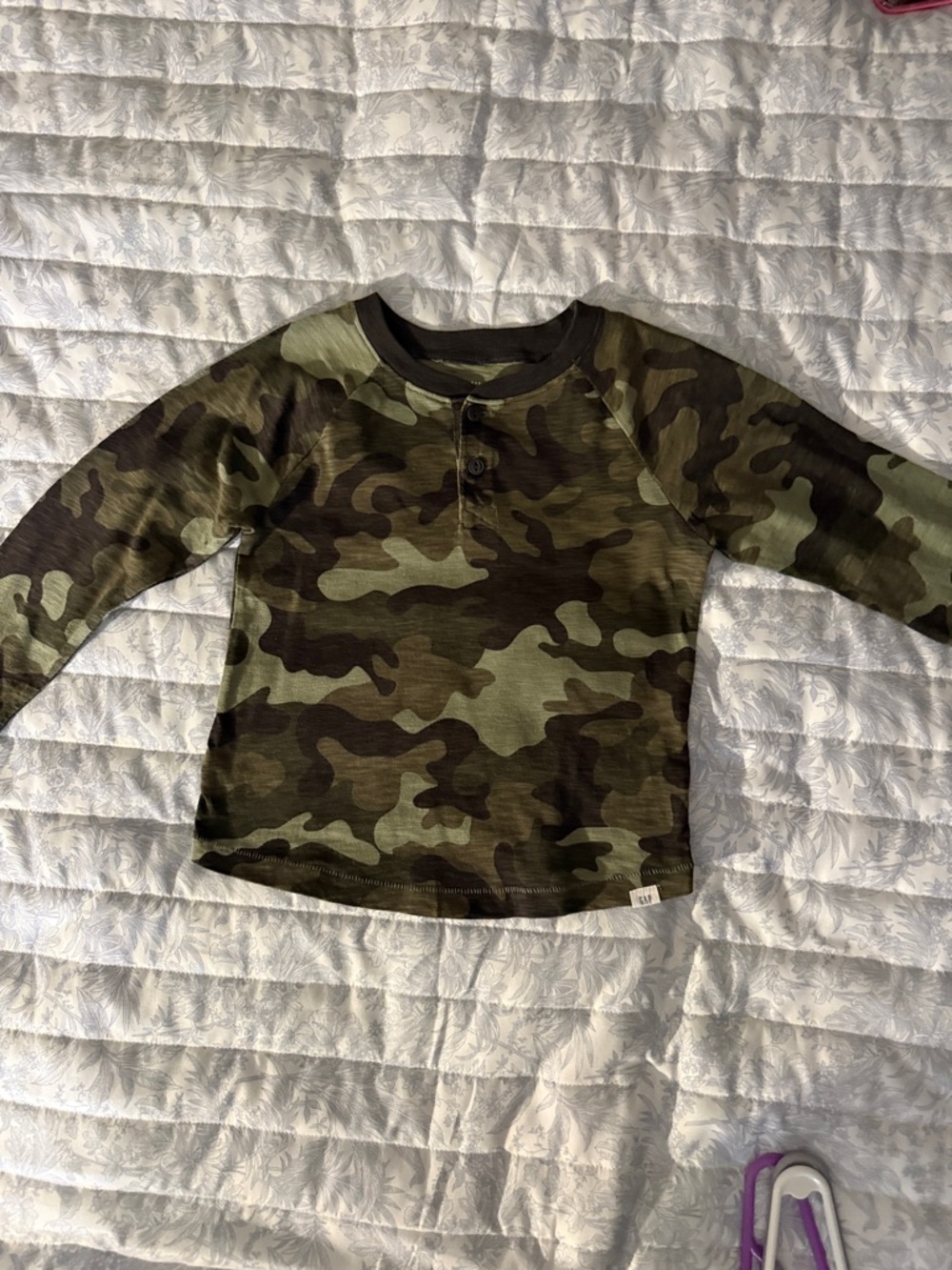 GAP Kids' Green Camo Henley Long-Sleeve Shirt